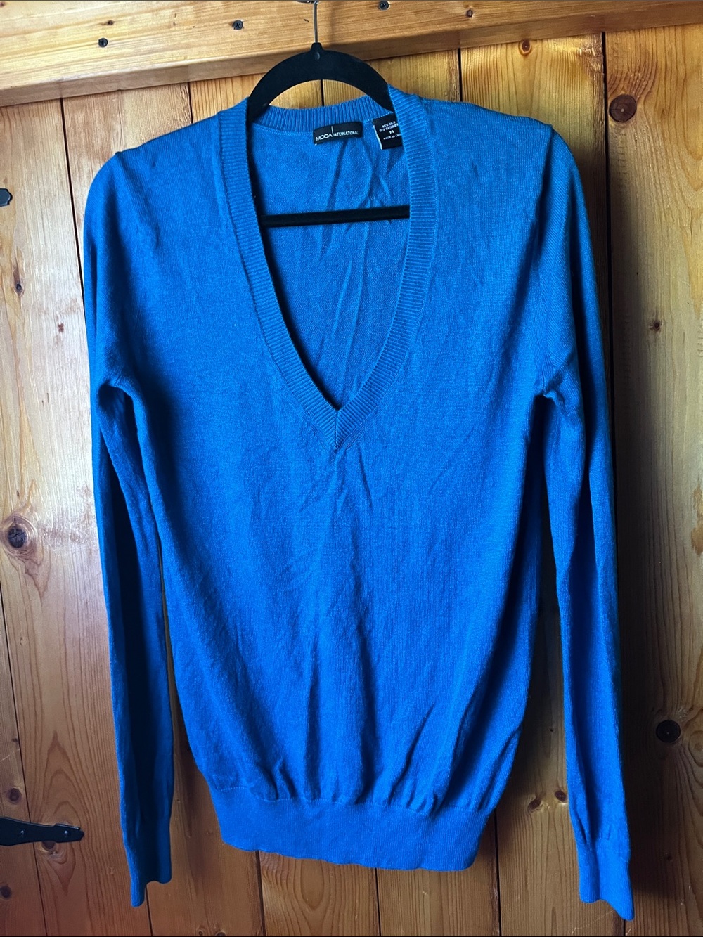 Women’s MODA International Silk/Cashmere Blend V-Neck Sweater
